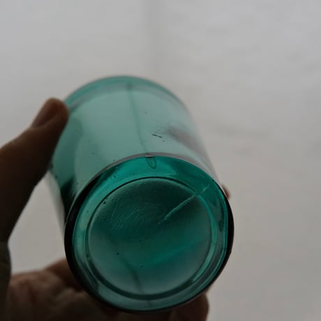 OLD GLASS TUMBLER (B)