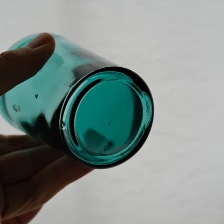 OLD GLASS TUMBLER (A)