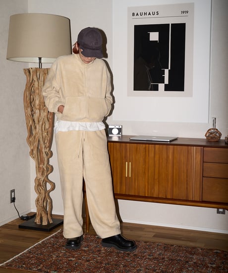 Cream sweat set up
