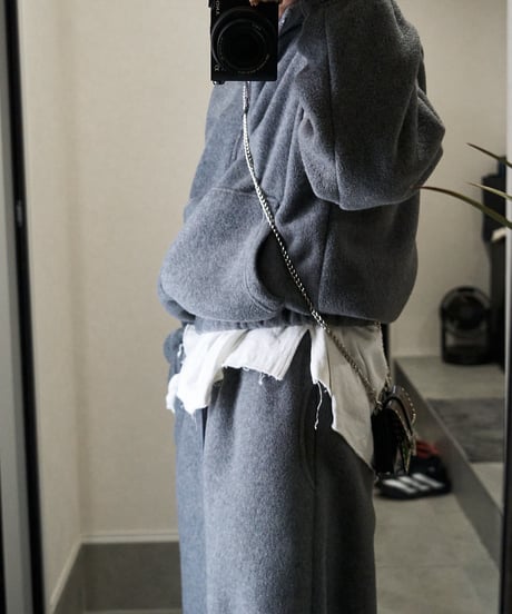 gray sweat set up