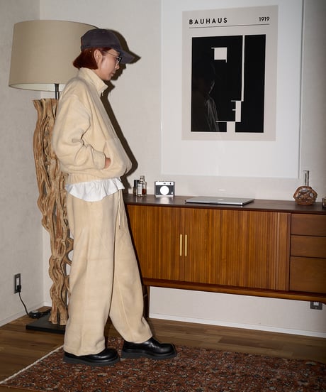 Cream sweat set up