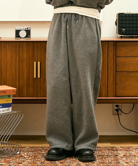 gray sweat set up