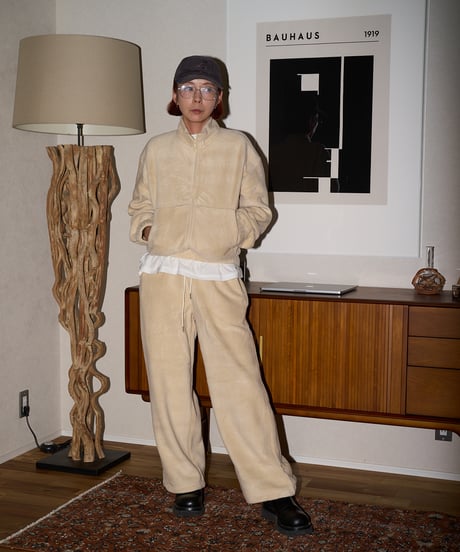 Cream sweat set up
