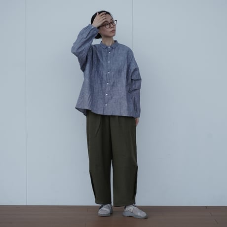 Dobby Gathered Shirt / sugiwai