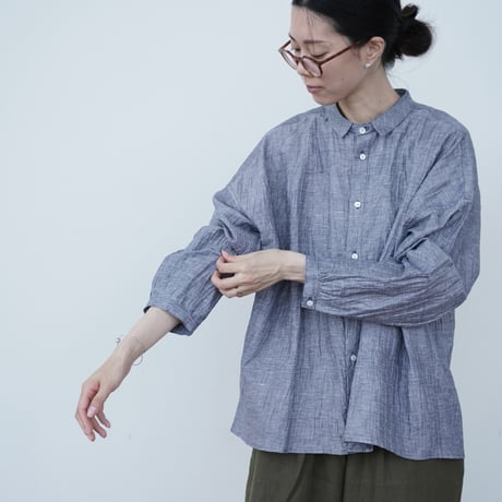 Dobby Gathered Shirt / sugiwai