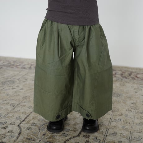 wide cargo pants