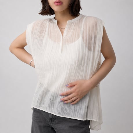 crew neck side slit sleeveless blouse　MA2094