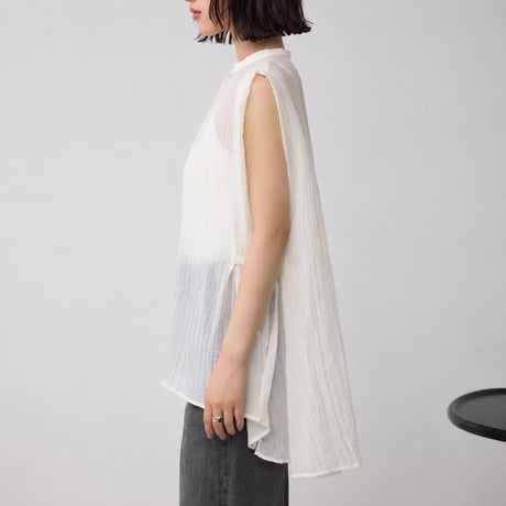 crew neck side slit sleeveless blouse　MA2094