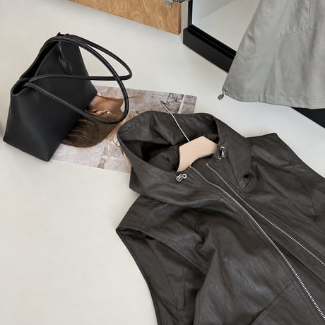 hooded zip up vest　MA2226