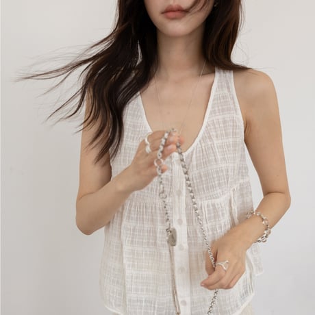 texture front button u neck sleeveless top /2color　MA2102