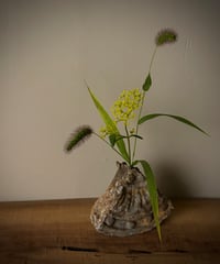 瓦欠一輪挿し