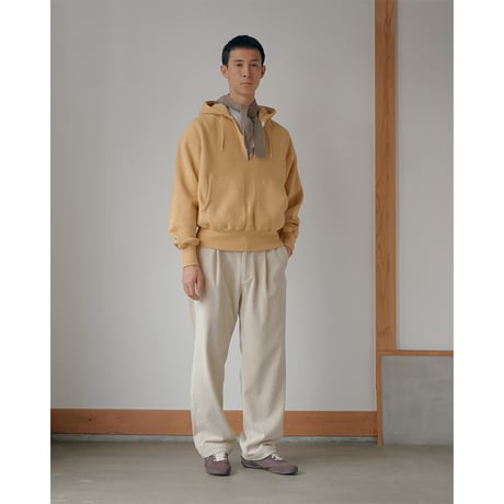tone"FLATLOCK SEAM FLEECE HALF ZIP HOODIE"［MUSTARD］