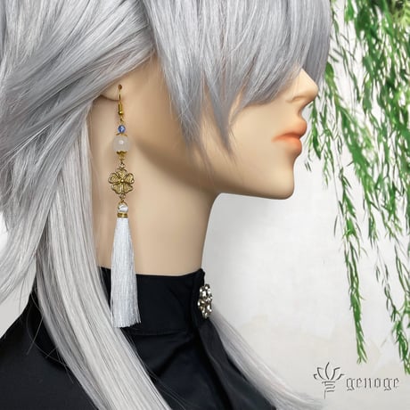 【チャイナピアス/イヤリング】タッセルピアス×アシンメトリーピアス｜中華×和風×大正浪漫×クラシカル×オリエンタル｜白×ホワイト×クローバー｜genoge -ゲノゲ-｜祈シリーズ｜白澄