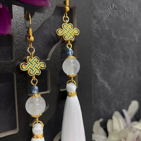 【チャイナピアス/イヤリング】タッセルピアス×チャイナアクセサリー｜中華×和風×大正浪漫×クラシカル×オリエンタル｜白×ホワイト｜genoge -ゲノゲ-｜祈シリーズ｜天花