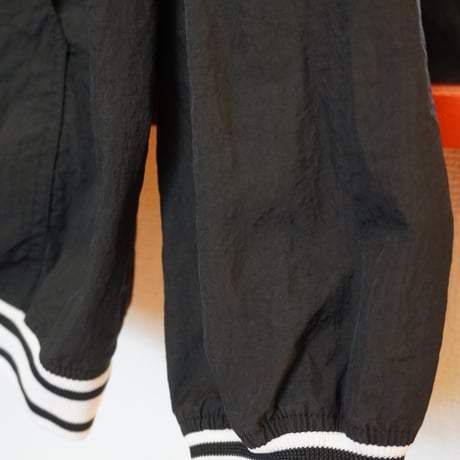 NIKE pullover ✴︎24