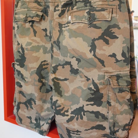 Levi's camouflage shorts W38