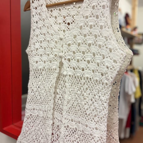 knit vest