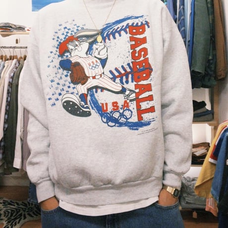 90s bugs bunny sweat