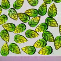 【150】1個10円・ガラスチャーム・グラデーション・グリーンカラー