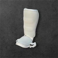 フットガード DAEDAL Armor Collection【White/高校野球対応モデル】