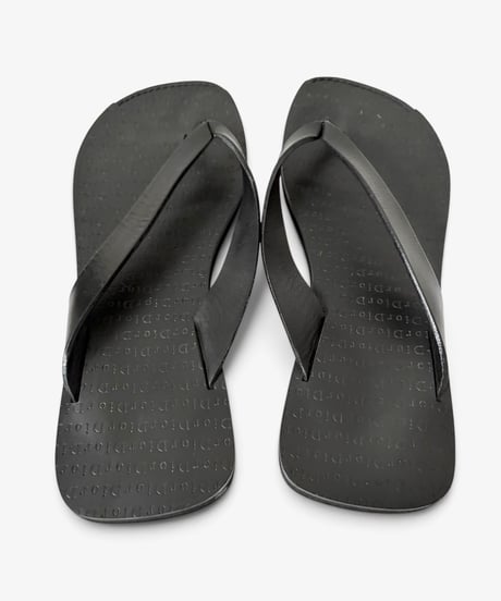 S/S 2004 DIOR HOMME “STRIP” HOMME LOGO EMBOSSED LEATHER FLIP-FLOPS