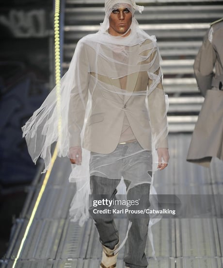 S/S 2010 JOHN GALLIANO HOMME DISTRESSED DIRTY WASH DENIM［44］