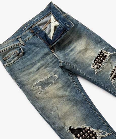 S/S 2017 SAINT LAURENT PARIS STUDDED LEATHER PATCH DENIM［29］