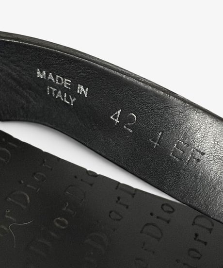 S/S 2004 DIOR HOMME “STRIP” HOMME LOGO EMBOSSED LEATHER FLIP-FLOPS