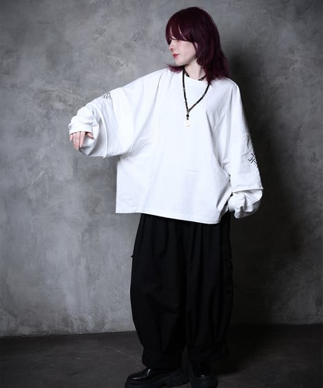 VAJRA EXPANDED L/S TEE [WHITE]