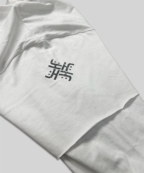 VAJRA EXPANDED L/S TEE [WHITE]