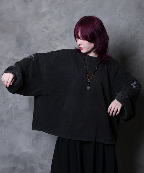 VAJRA EXPANDED L/S TEE [BLACK]