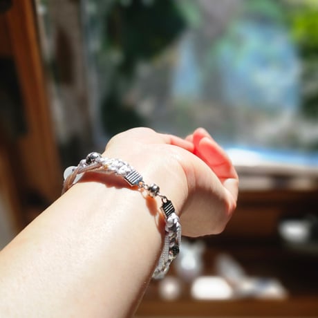 【MOON RAY ーArtemisー】 ― 月の光と、何ものにも縛られない自由を纏う ―