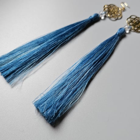一点もの 【精麻の耳飾り ― 藍染 ―】 フックピアス（ニッケルフリー）