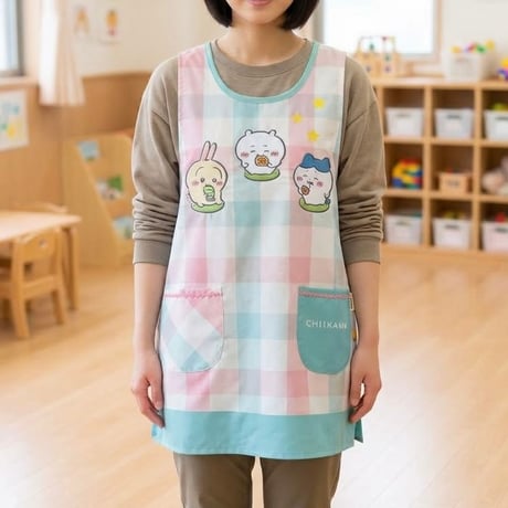 【26年秋冬新作！ 】ちいかわ どらやきおいしい チェック キャラクターエプロン HA4329【M-L】