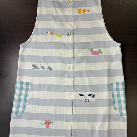 <26年秋新作>【くまのがっこう】ジャッキーとおともだち アップリケ キャラクターエプロン JA4249【M-L】