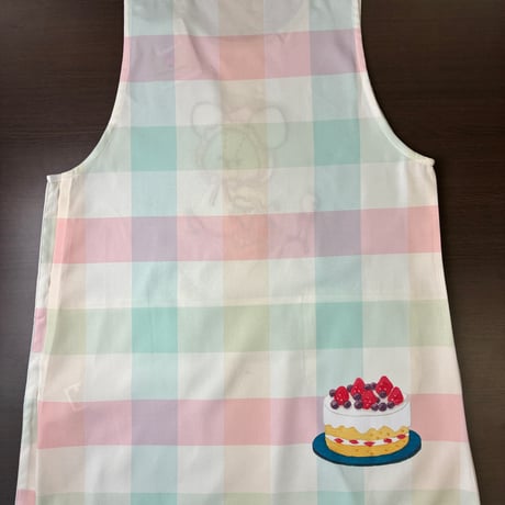 <26年秋新作>【くまのがっこう】いちごのジャッキー アップリケ キャラクターエプロン JA4246【M-L】