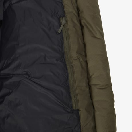M'S TRAIL PACK DOWN JACKET DARK KHAKI NJ1DS60C