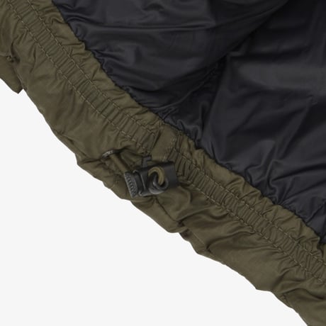 M'S TRAIL PACK DOWN JACKET DARK KHAKI NJ1DS60C