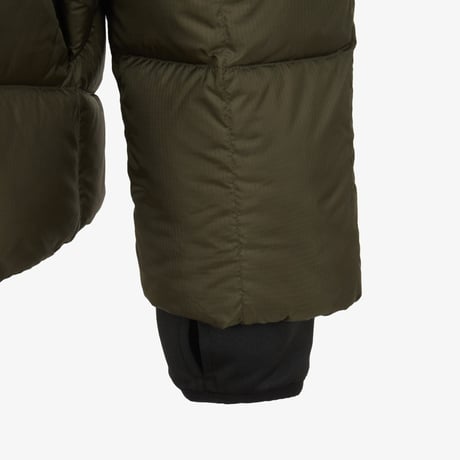 M'S TRAIL PACK DOWN JACKET DARK KHAKI NJ1DS60C