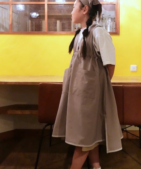 New｜キッズエプロン＋三角巾セット（女の子）ベージュ