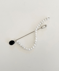 ASYM onyx×pearl   brooch  silver