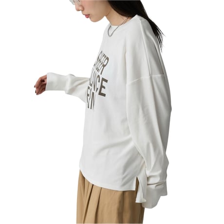 1012 綿混ストレッチ ロゴプリント長袖Tシャツ