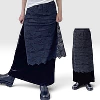 2195 花柄レース×ベロアロングスカート