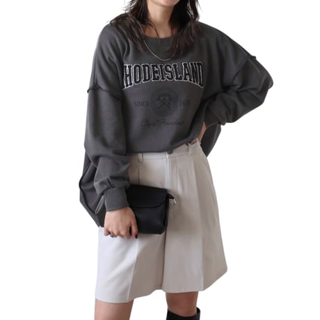 4457サガラ刺繍アウトステッチカレッジロゴスウェット