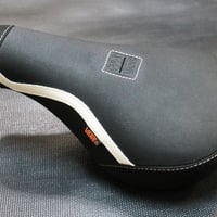 Cult x Vans Old Skool Seat / black