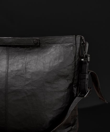 U L Leather Shoulder bag 9L