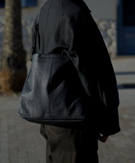 U L Pebbled Leather Shoulder bag 9L