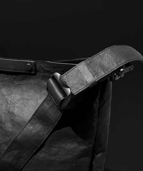 U L Leather Shoulder bag 9L