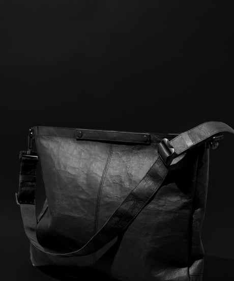 U L Leather Shoulder bag 9L