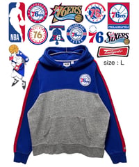 NBA　76ers　パーカー　L　青✕グレー✕赤　USA古着
